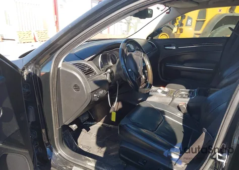 2016 Chrysler 300C from USA, damaged, VIN 2C3CCAEG9GH351046